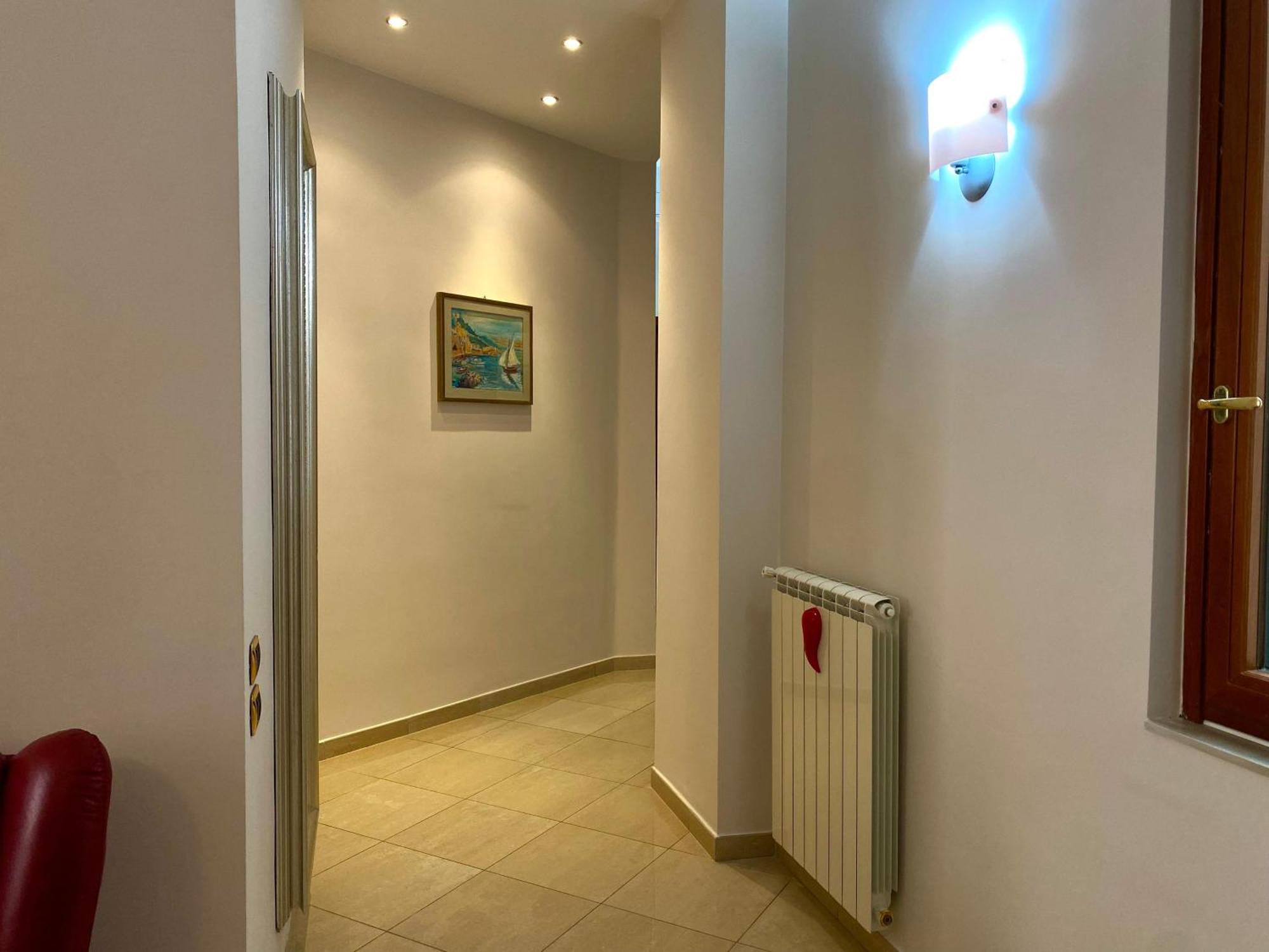 Appartamento A Casa Di Don Peppino Salerno Esterno foto