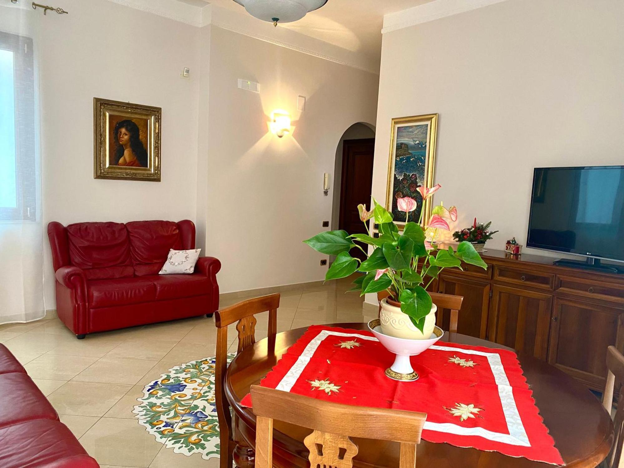 Appartamento A Casa Di Don Peppino Salerno Esterno foto