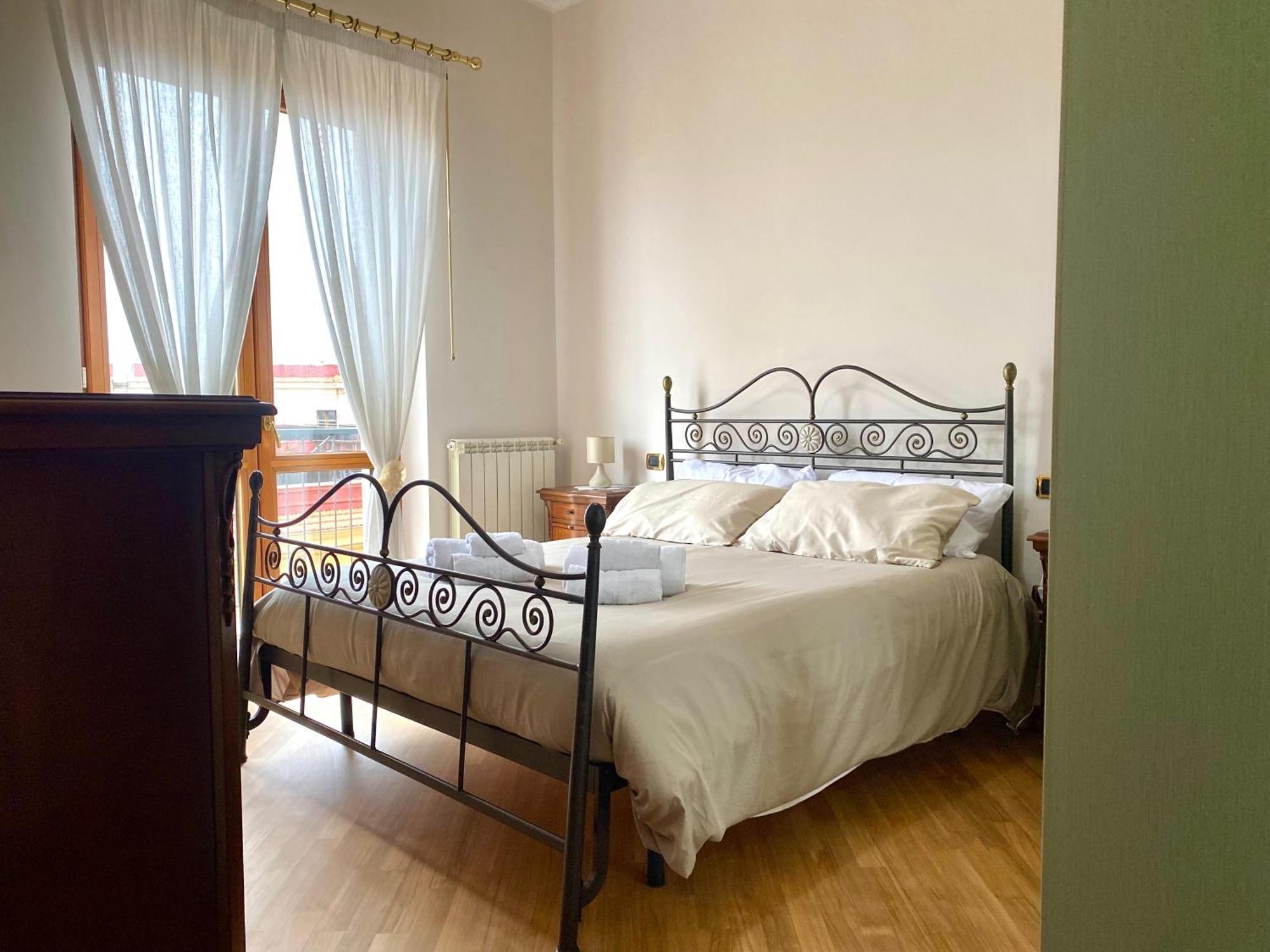 Appartamento A Casa Di Don Peppino Salerno Esterno foto